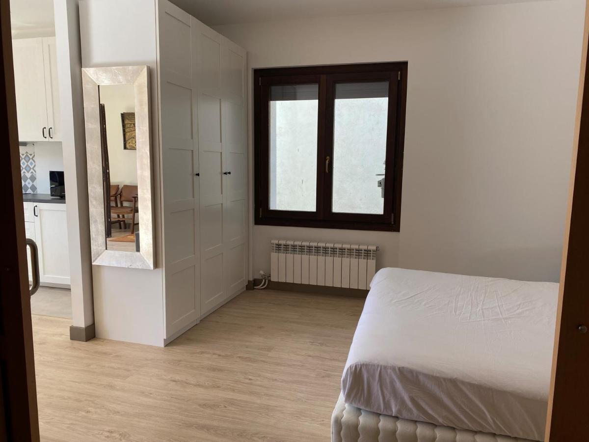 Apartamento Acogedor Sant Joan de les Abadesses Exterior photo
