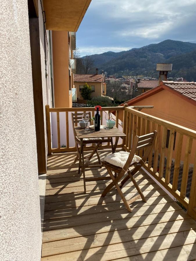 Apartamento Acogedor Sant Joan de les Abadesses Exterior photo