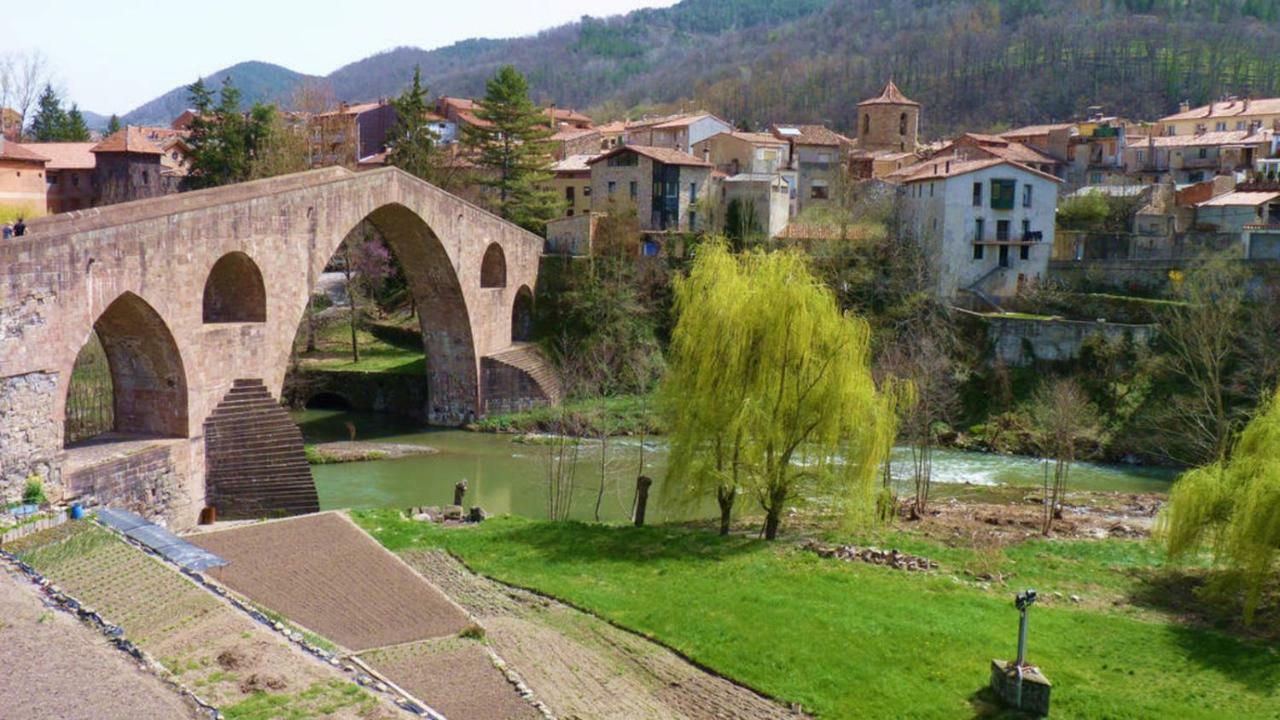 Apartamento Acogedor Sant Joan de les Abadesses Exterior photo